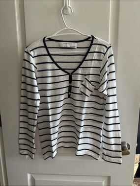 Zara linen blue and white striped V-neck sweater
